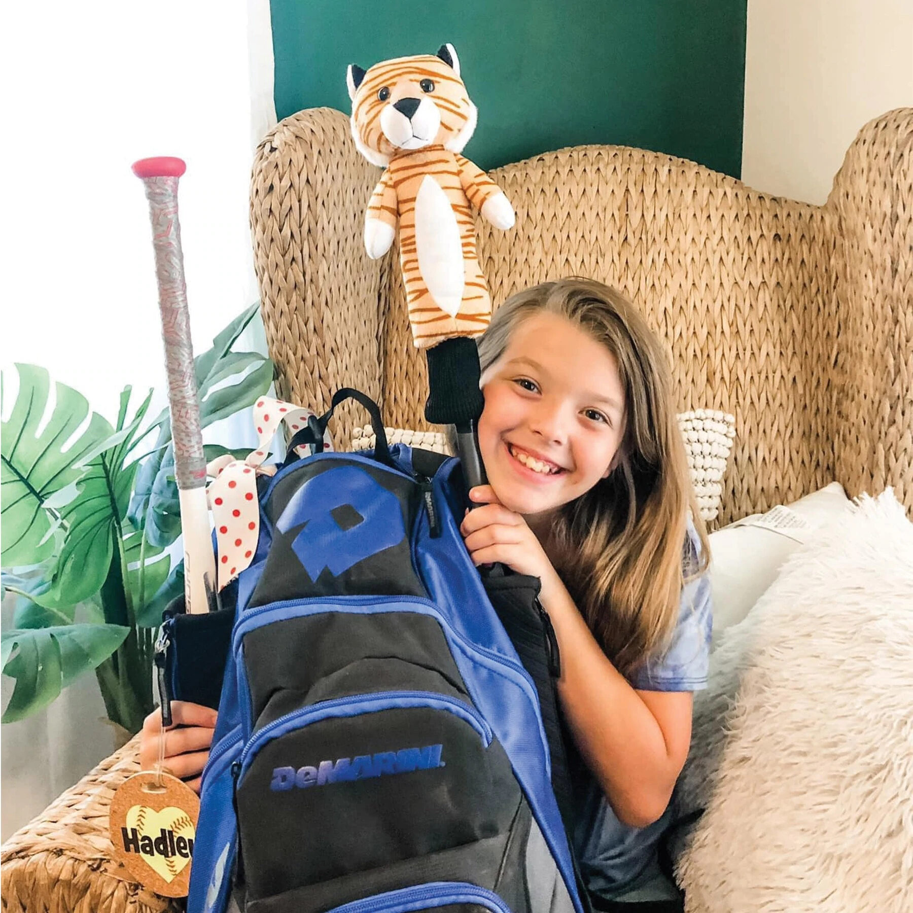 bathat_ugc_1_1800x1800